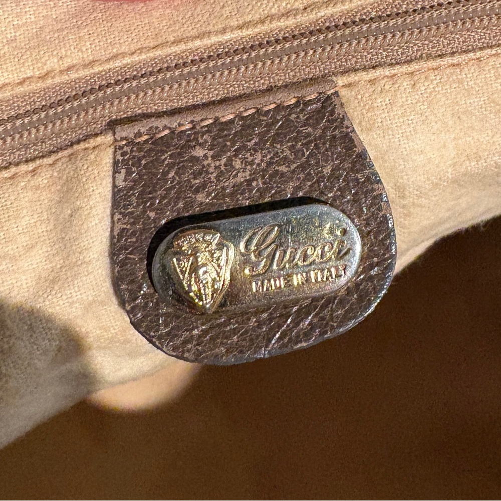 Vintage Gucci Boston Bag w/ Gift - Picture 5 of 16